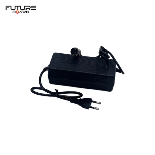 48V Töltő XLR - 54.6V 2A 48V Töltő XLR - 54.6V 2A